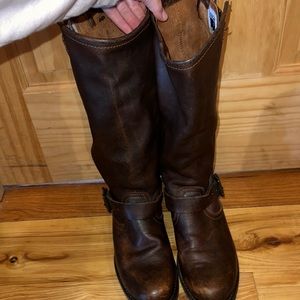 Women’s Frye brown leather boots (worn few times)